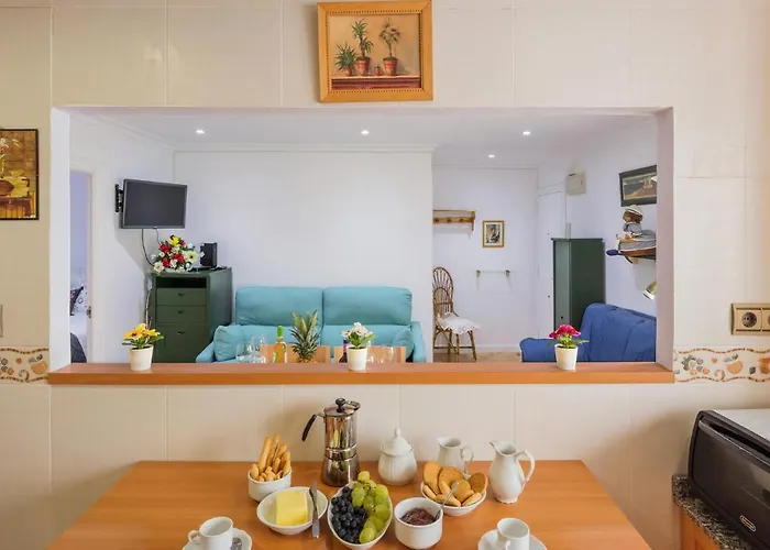 شقة 2 Bedroom Amazing In اوفيدو